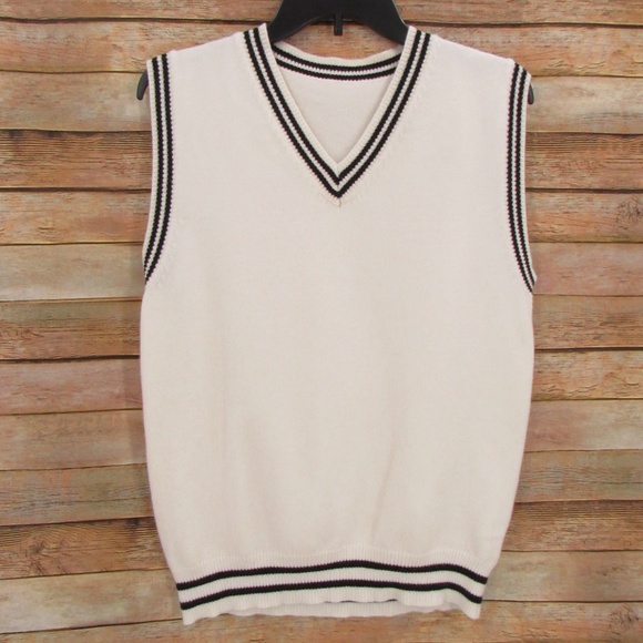 Sweaters - Off-White/Black V-Neck Sweater Vest M